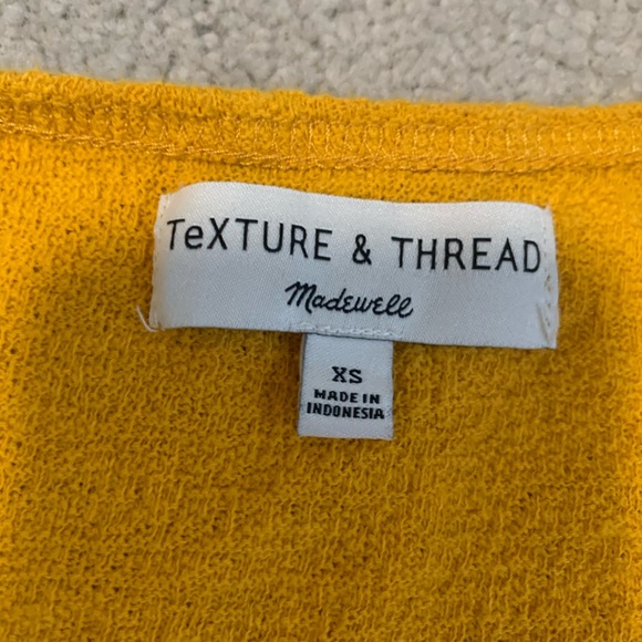 Yellow Tie-Shirt - Picture 2 of 3